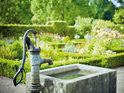 Brunnen Venner Bauerngarten